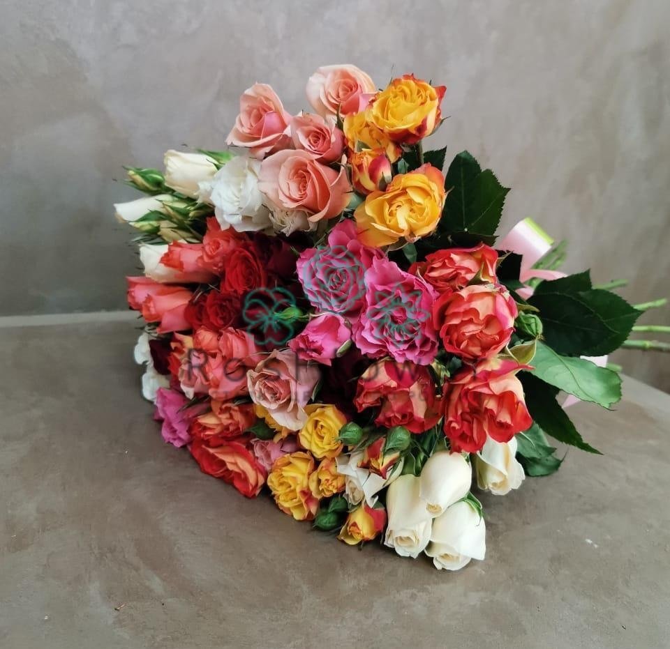 Букет цветов из: Розы в Новый Быт