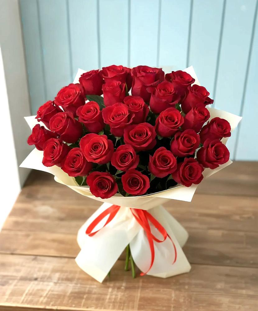 Букет 29 Красных роз в Новый Быт