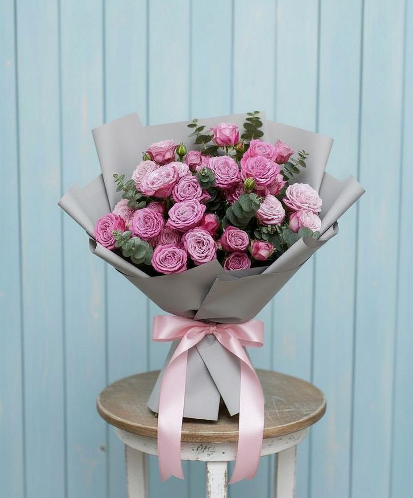 Букет цветов из: Розы в Новый Быт