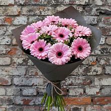 Букет цветов из:  Герберы #REPLACE_PRED# Новый Быт