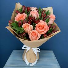 Букет цветов из:  Розы и Альстромерии #REPLACE_PRED# Новый Быт