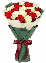Букет Микс из красных и белых роз #REPLACE_PRED# Новый Быт