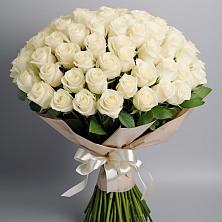 Букет 101 беля роза Белоснежка в Новый Быт