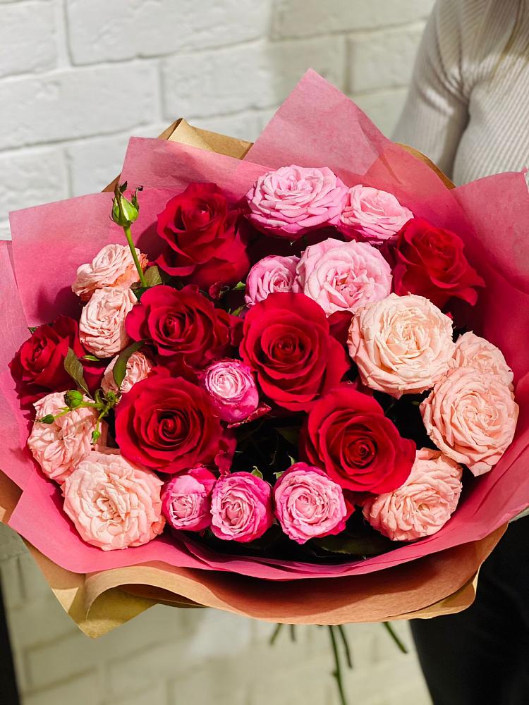 Букет цветов из: Розы в Новый Быт