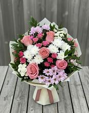Букет цветов из:  Альстромерии, Гвоздики, Розы и Хризантемы #REPLACE_PRED# Новый Быт