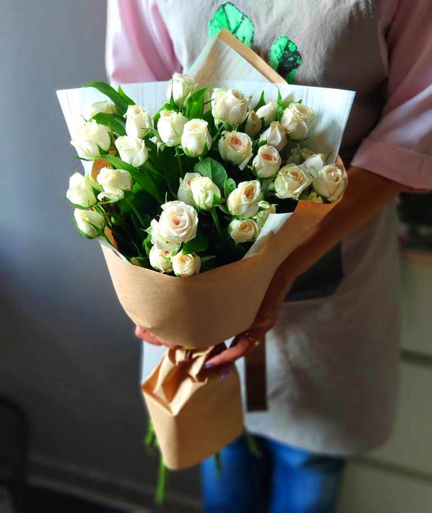 Букет цветов из: Розы в Новый Быт