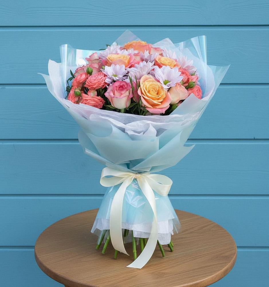 Букет цветов из: Хризантемы и Розы в Новый Быт