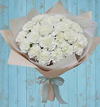 Букет цветов из:  Гвоздики в Новый Быт