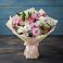 Букет цветов из: Хризантемы, Альстромерии и Розы в Новый Быт